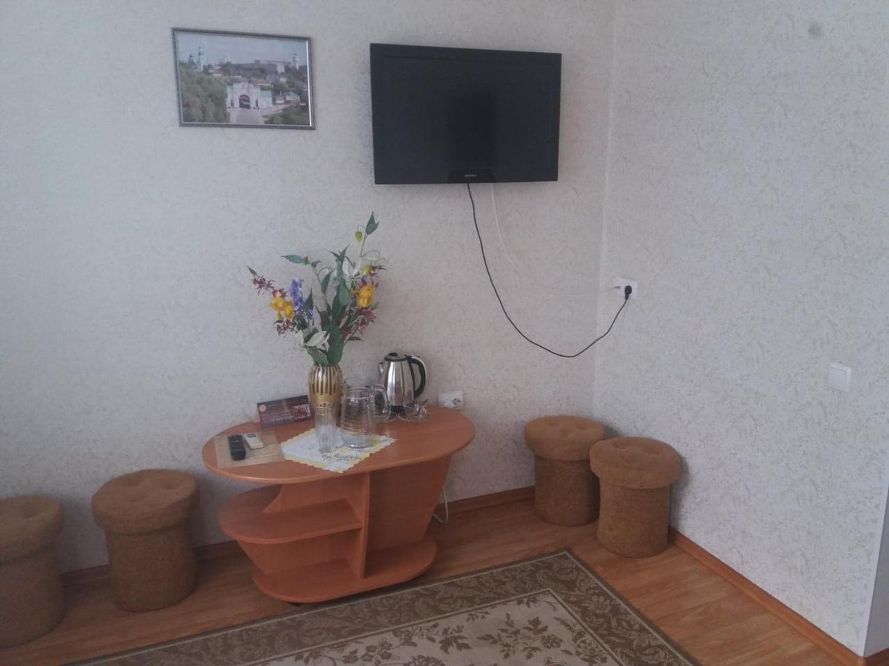 Отель Брама Hlukhiv エクステリア 写真