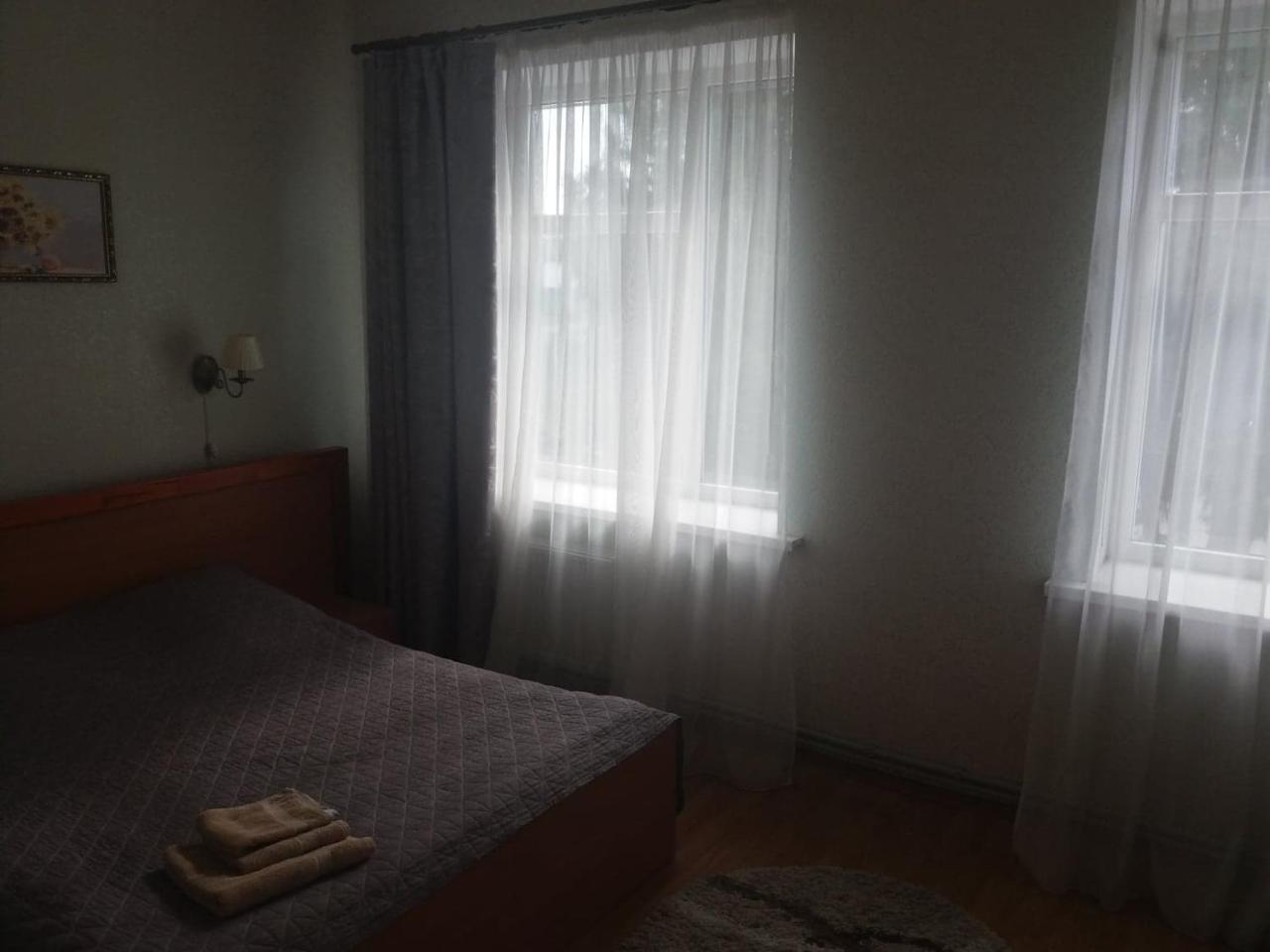 Отель Брама Hlukhiv エクステリア 写真